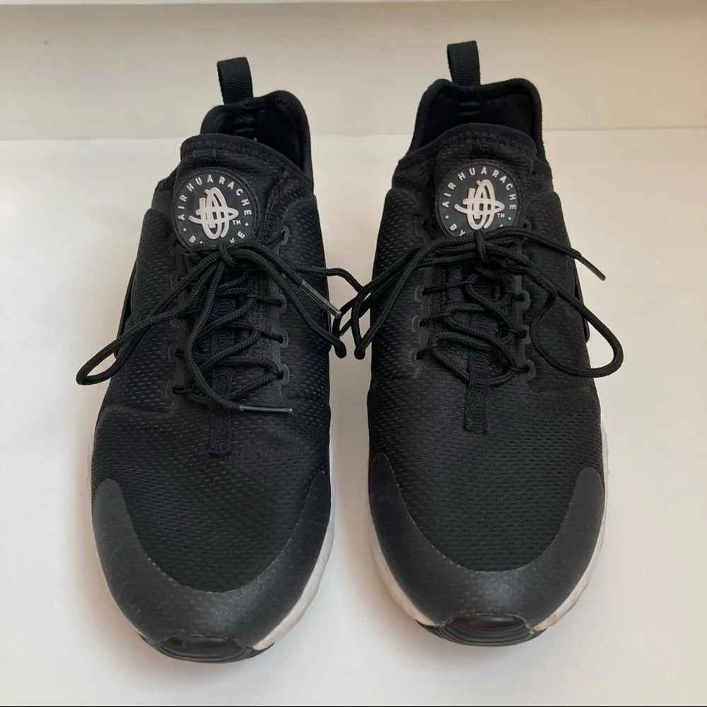 Nike Air Huarache Black Running Shoes Sz 10.5 RN 89151-008